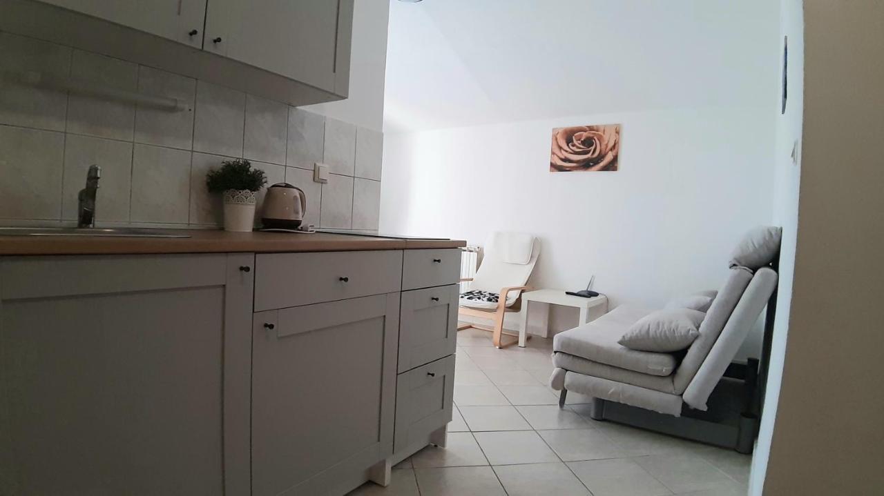 Apartments Leonarda Murter Exterior foto