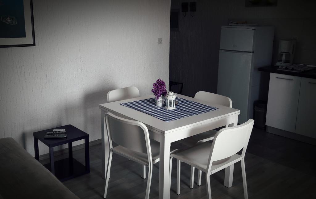 Apartments Leonarda Murter Exterior foto