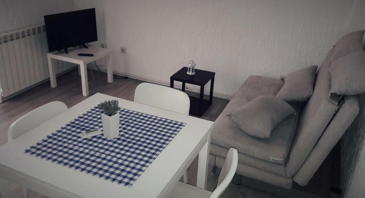 Apartments Leonarda Murter Exterior foto